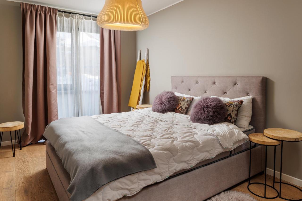 Cosmopolit Booking Brasov Bagian luar foto