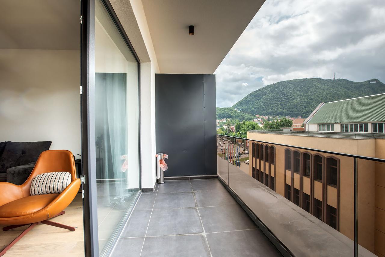 Cosmopolit Booking Brasov Bagian luar foto