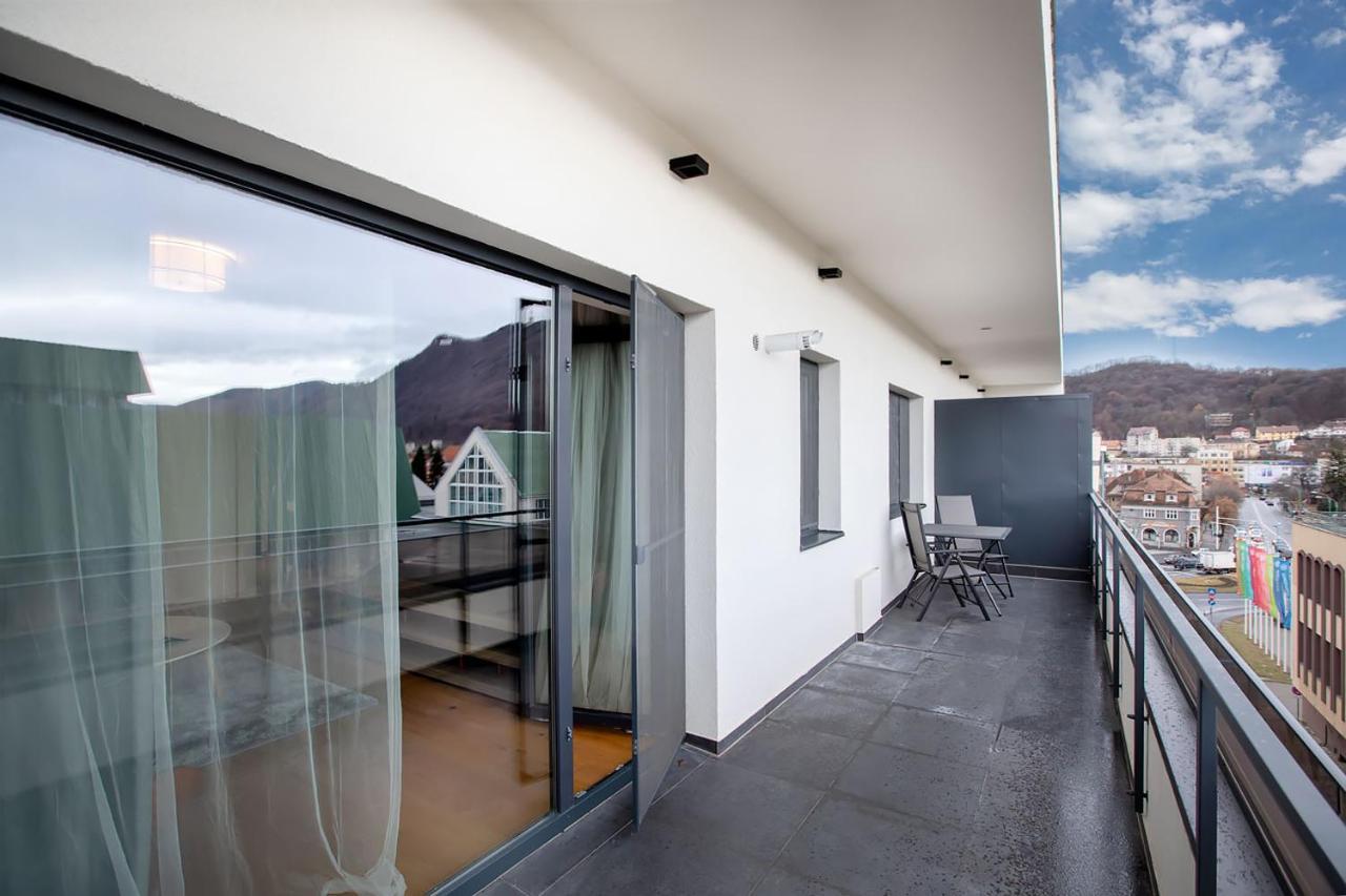 Cosmopolit Booking Brasov Bagian luar foto
